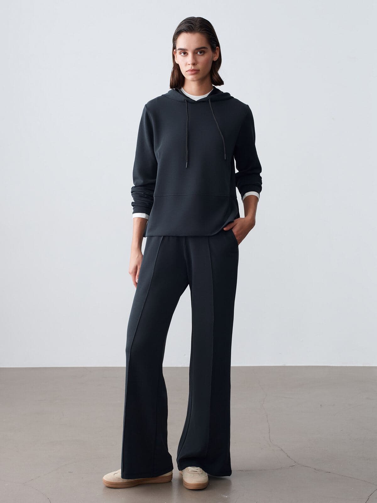 Kapüşonlu Sweatshirt & Pantolon Takım 5